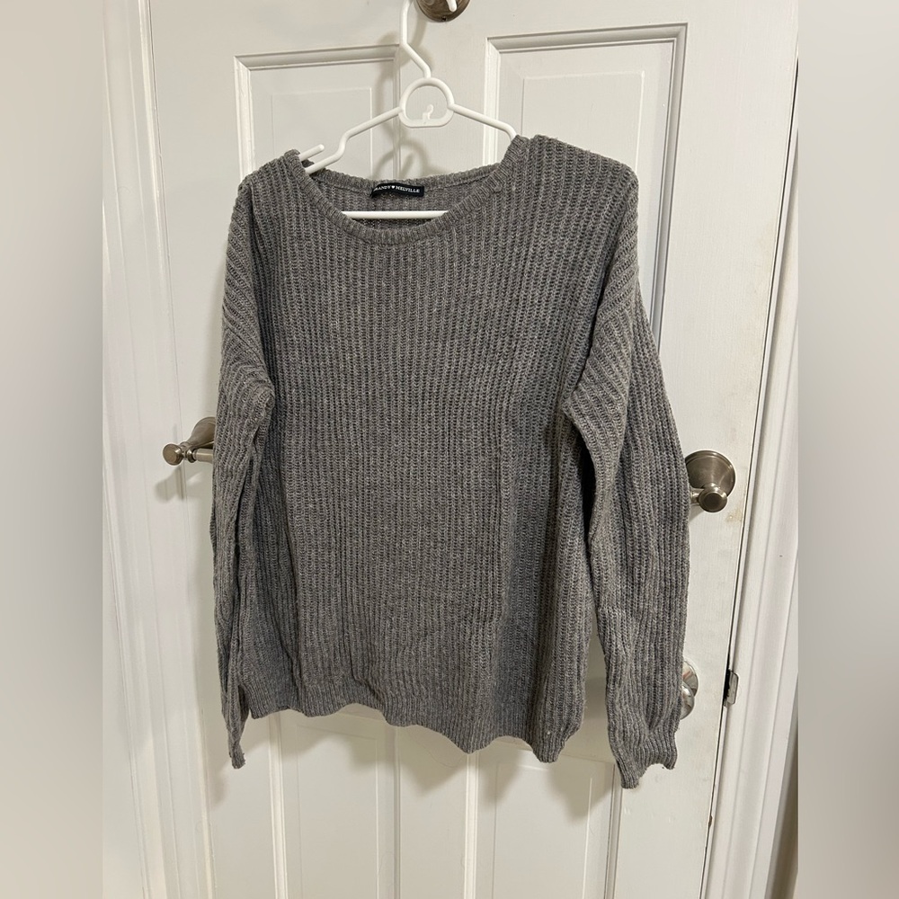 Brandy Melville Gray Ribbed Knit Sweater